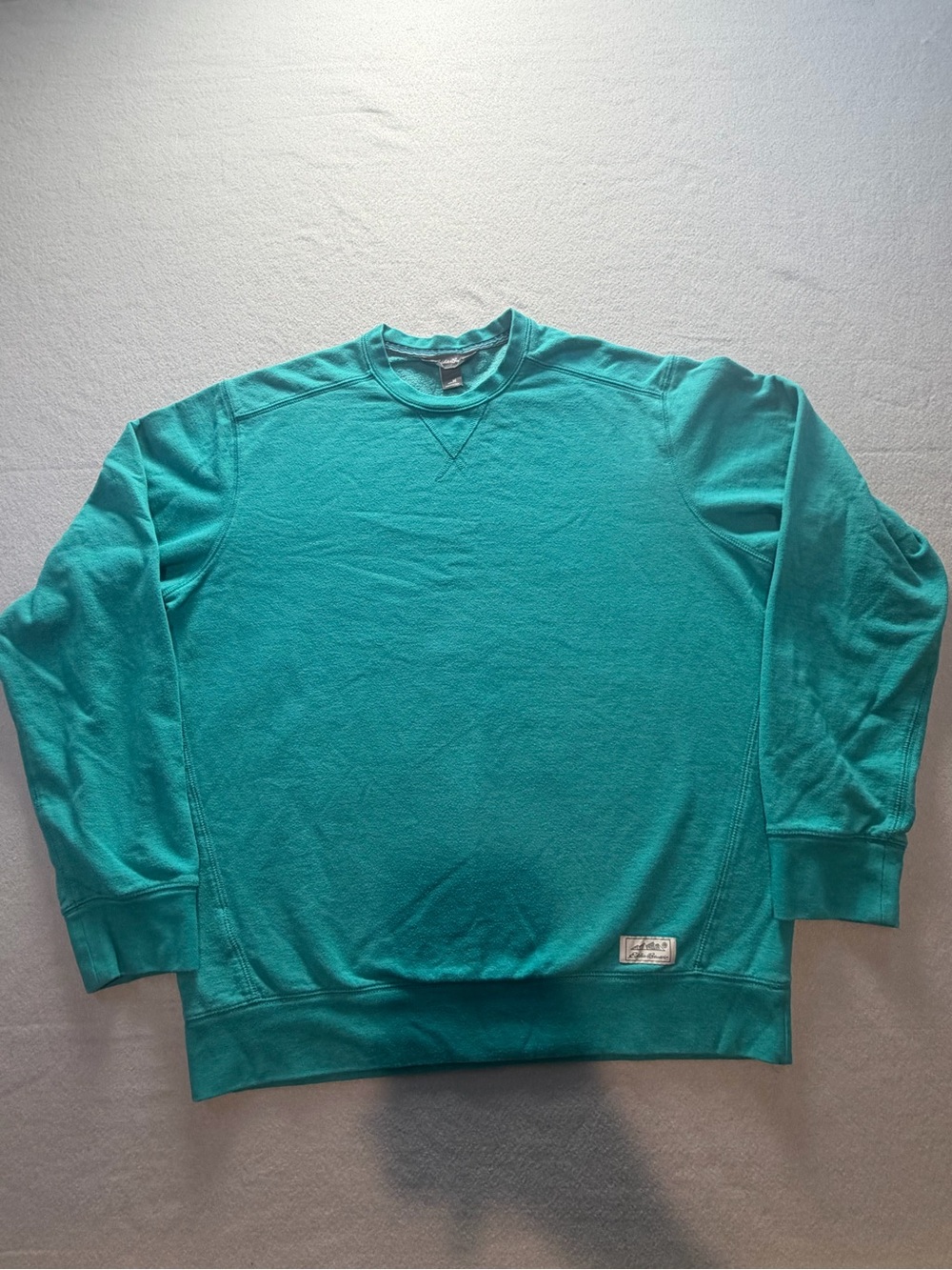 Eddie Bauer Men’s Medium Teal Crewneck Sweatshirt Pullover Outdoor Casual